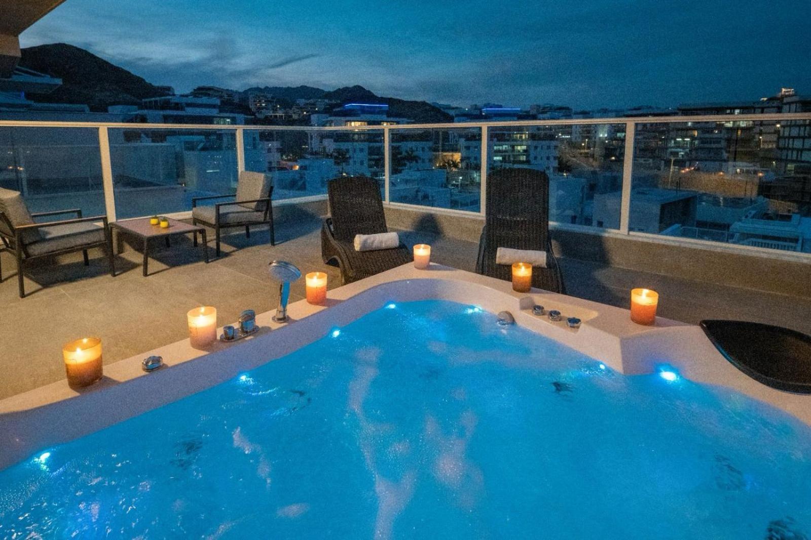 Mountain And Sea View - Penthouse With Private Pool Lägenhet Eilat Exteriör bild