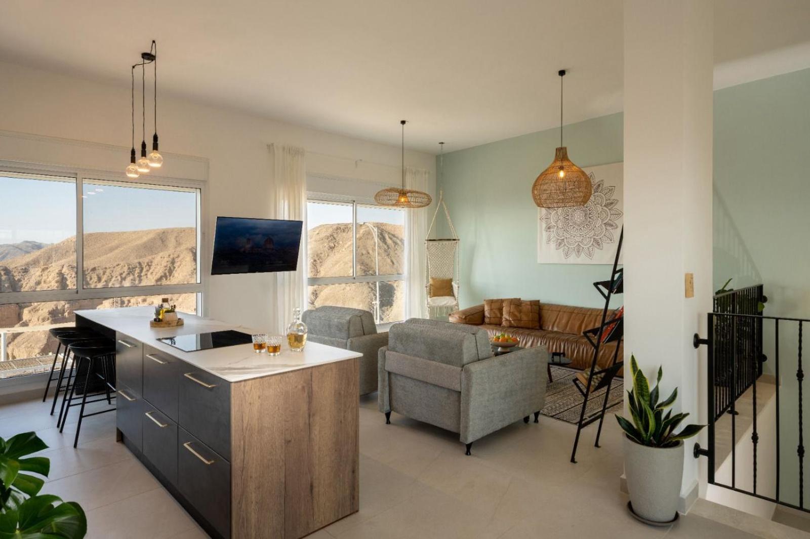 Mountain And Sea View - Penthouse With Private Pool Lägenhet Eilat Exteriör bild